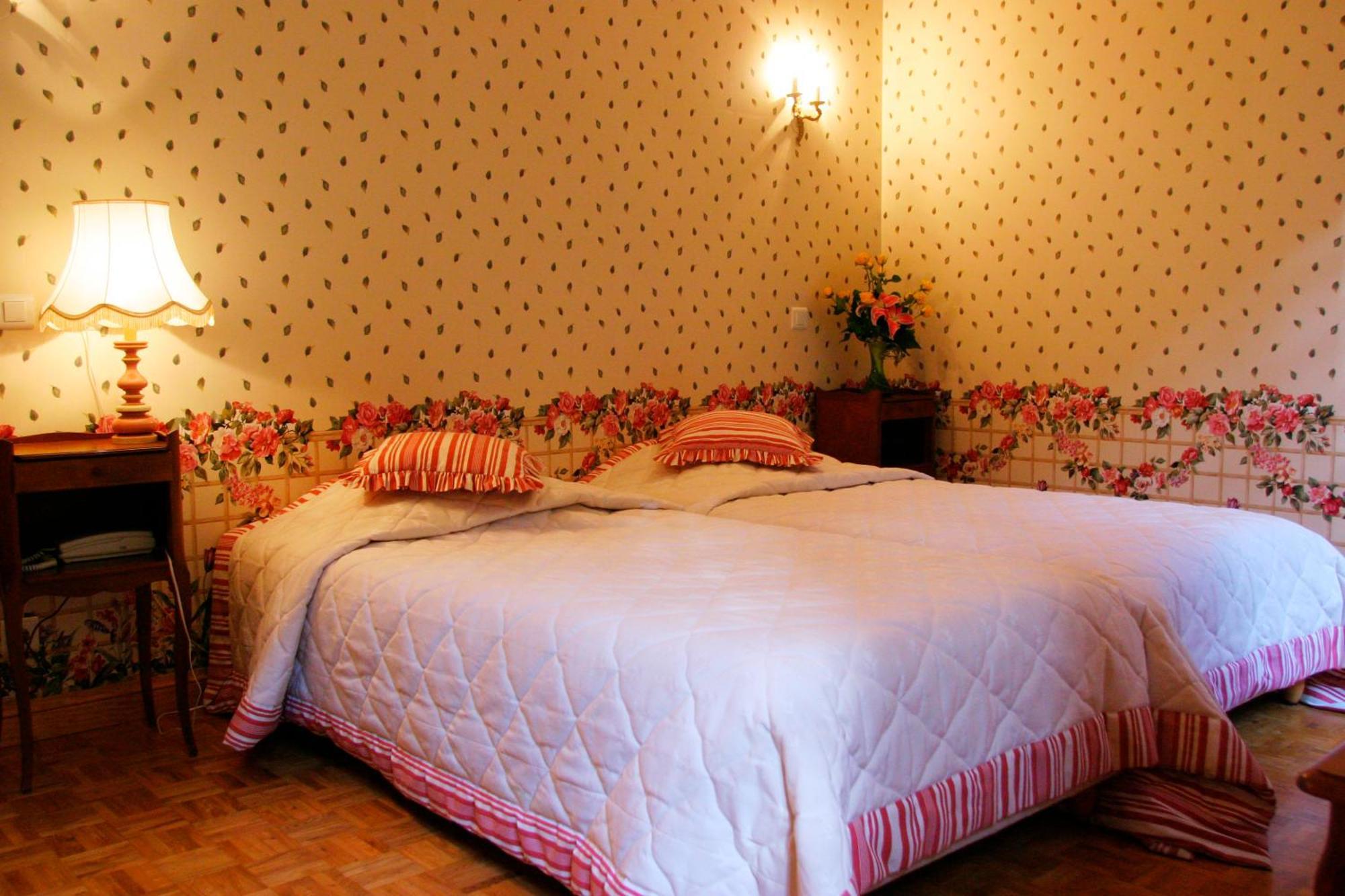 Logis Du Grand Duc Restaurant Hotel Gincla